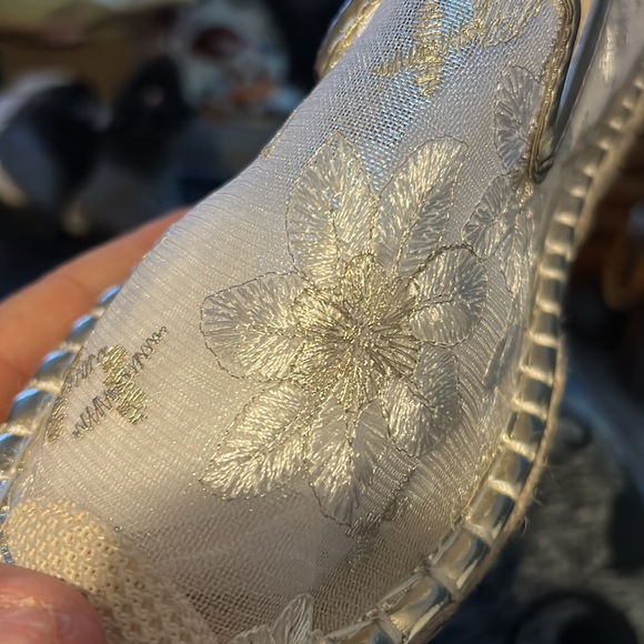 Pair of see through flats with flowers never worn. - Picture 5 of 5